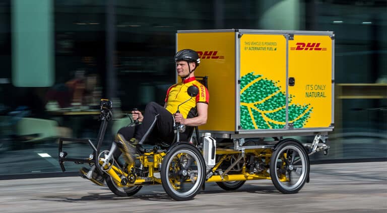 ANEOMED Cosmetics DHL Go Green Versand nachhaltig klimaneutral