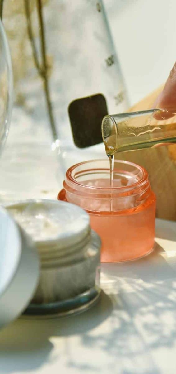 ANEOMED Cosmetics natürliche Inhaltsstoffe Labor Zusammensetzung